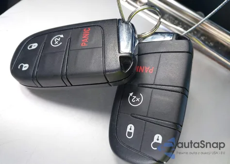 2019 Jeep Compass Upland Edition 4X4 из США, поврежденный, VIN 3C4NJDAB2KT695954